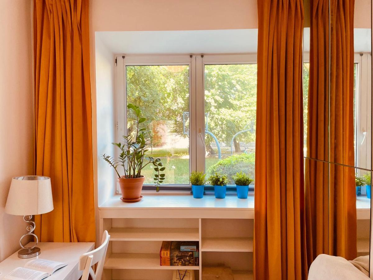 Luxury 4-Bedroom Apartment In Centre - Self-Check In & Fast Wifi Warschau Buitenkant foto